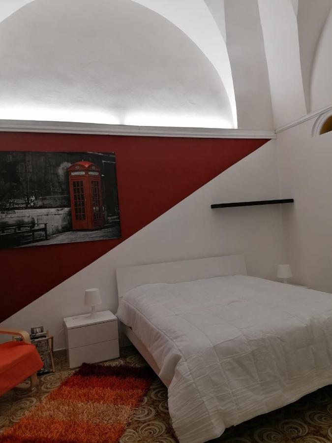 Appartamento a 10 min a piedi dal centro storico Lecce Esterno foto